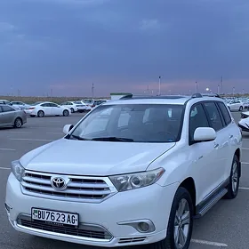 Toyota Highlander 2012