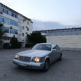 Mercedes-Benz 600SEL 1992