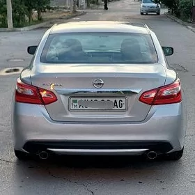 Nissan Altima 2017