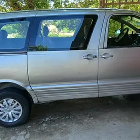 Toyota Previa 1991