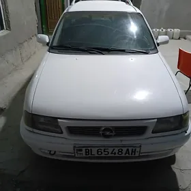 Opel Astra 1995