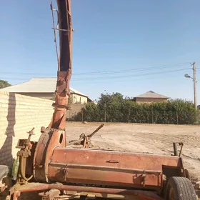 MTZ 80 2003