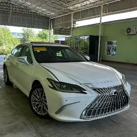 Lexus ES 350 2021