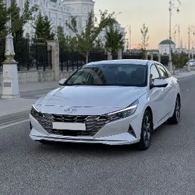 Hyundai Elantra 2021