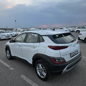Hyundai Kona 2021
