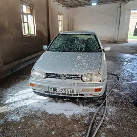 Volkswagen Golf 1996