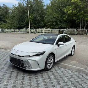 Toyota Camry 2026
