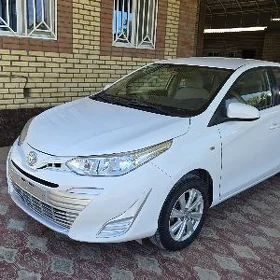 Toyota Yaris 2020