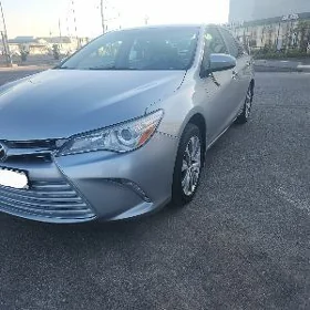 Toyota Camry 2015
