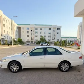 Toyota Camry 2001