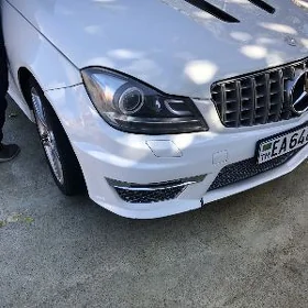 Mercedes-Benz C350 2009