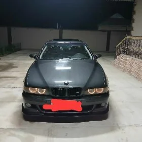 BMW E39 2001