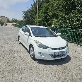 Hyundai Elantra 2011
