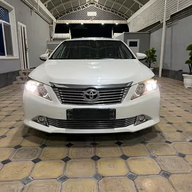 Toyota Aurion 2016