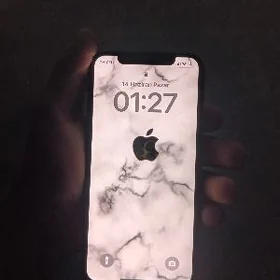 iPhone Xs