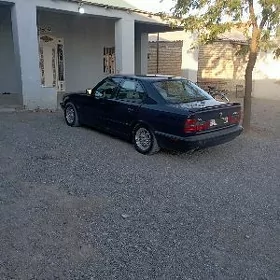BMW E34 1993