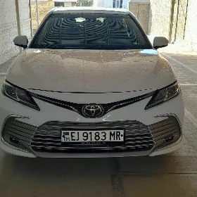 Toyota Camry 2023