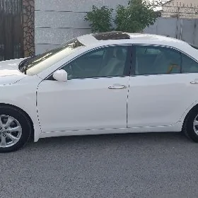Toyota Camry 2011