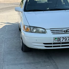 Toyota Camry 1999