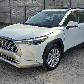 Toyota Corolla Cross 2023