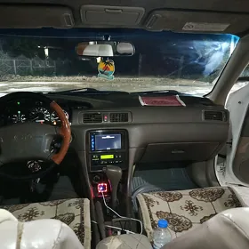 Toyota Camry 1998