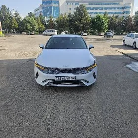 Kia K5 2021