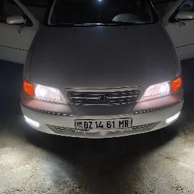 Nissan Cefiro 1997