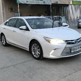 Toyota Camry 2016