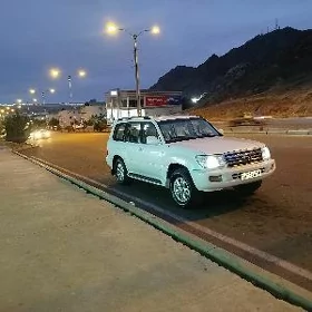 Toyota Land Cruiser 2003
