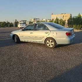 Toyota Camry 2005