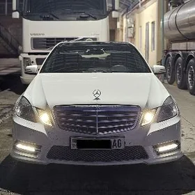 Mercedes-Benz E300 2012