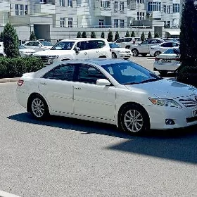 Toyota Camry 2010