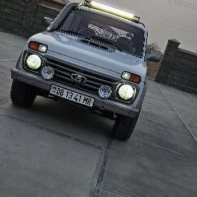 Lada Niva 2012