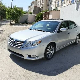 Toyota Avalon 2011