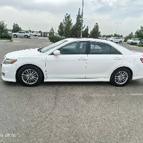 Toyota Camry 2010