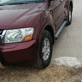 Mitsubishi Pajero 2002