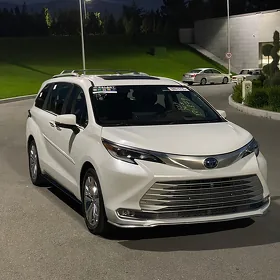 Toyota Sienna 2023