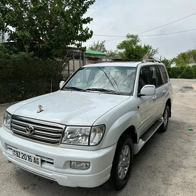 Toyota Land Cruiser 2004