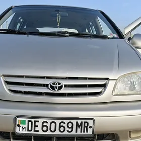 Toyota Sienna 2000