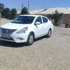 Nissan Versa 2017