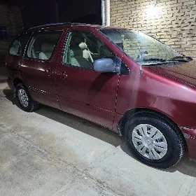 Toyota Sienna 2002