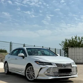 Toyota Avalon 2019
