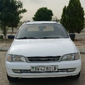 Toyota Corona 1995
