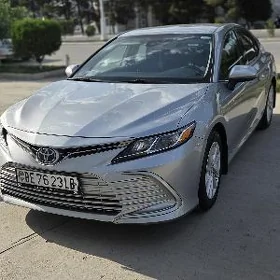 Toyota Camry 2022