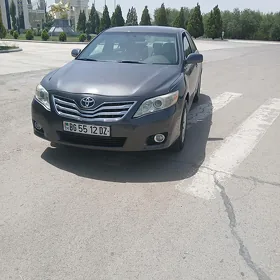 Toyota Camry 2011