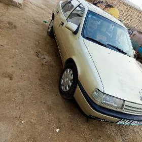 Opel Vectra 1990