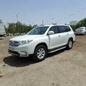 Toyota Highlander 2013
