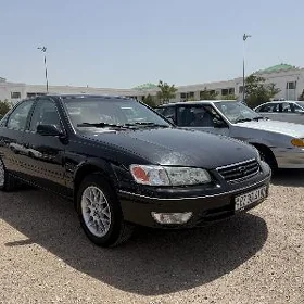 Toyota Camry 2001