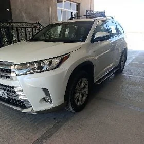 Toyota Highlander 2018