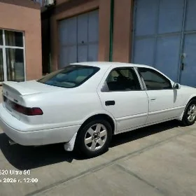 Toyota Camry 1999